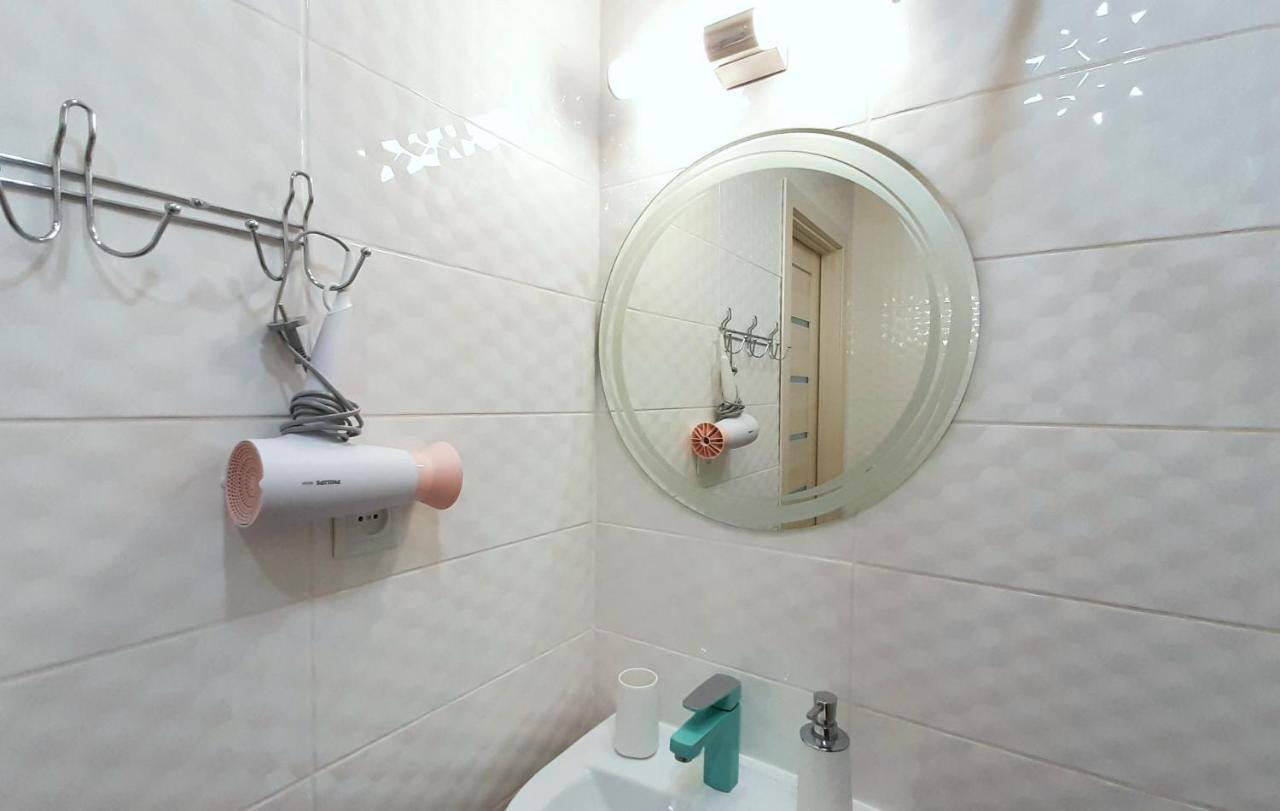 Квартира Біля Центральної Площі Перспективна 22 Apartment Oleksandriia Luaran gambar